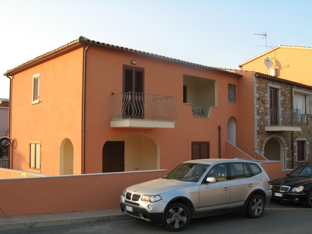 Appartamento Al mare in Sardegna Porto San Paolo  Esterno foto