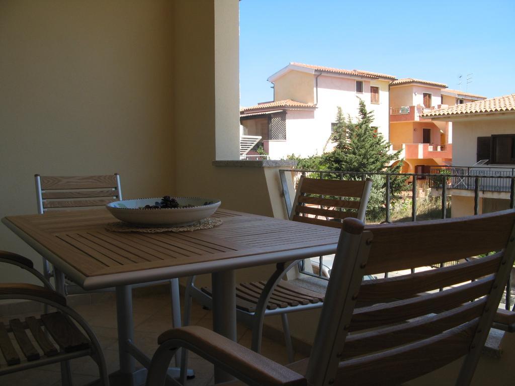 Appartamento Al mare in Sardegna Porto San Paolo  Esterno foto